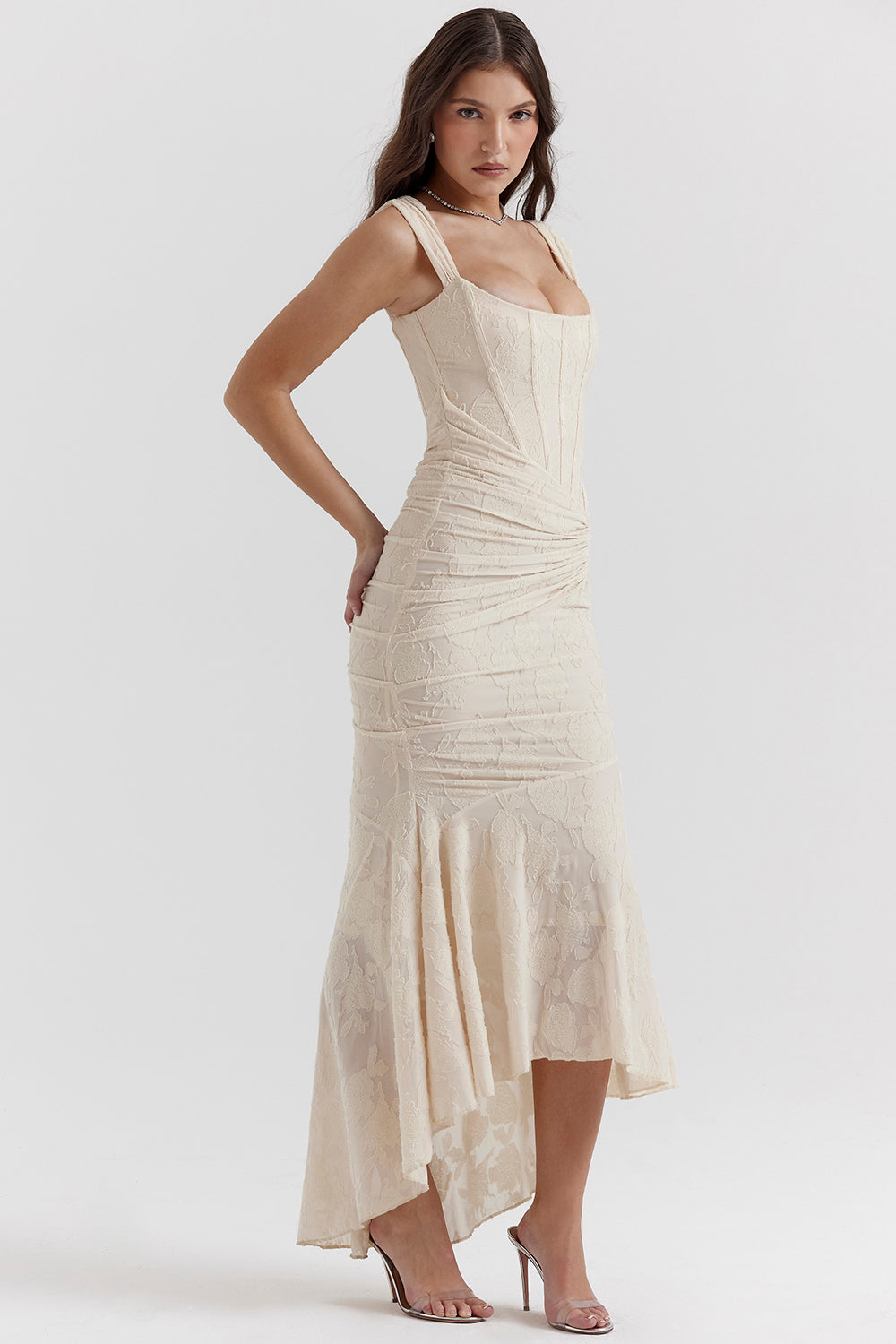 Flowy Curve-Enhancing Waist Dress
