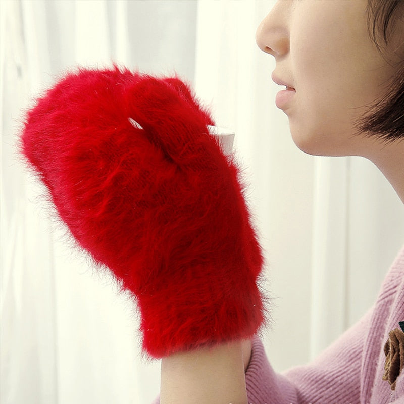 CozyNest™ - Warm Wool Gloves for Cozy Winter Days