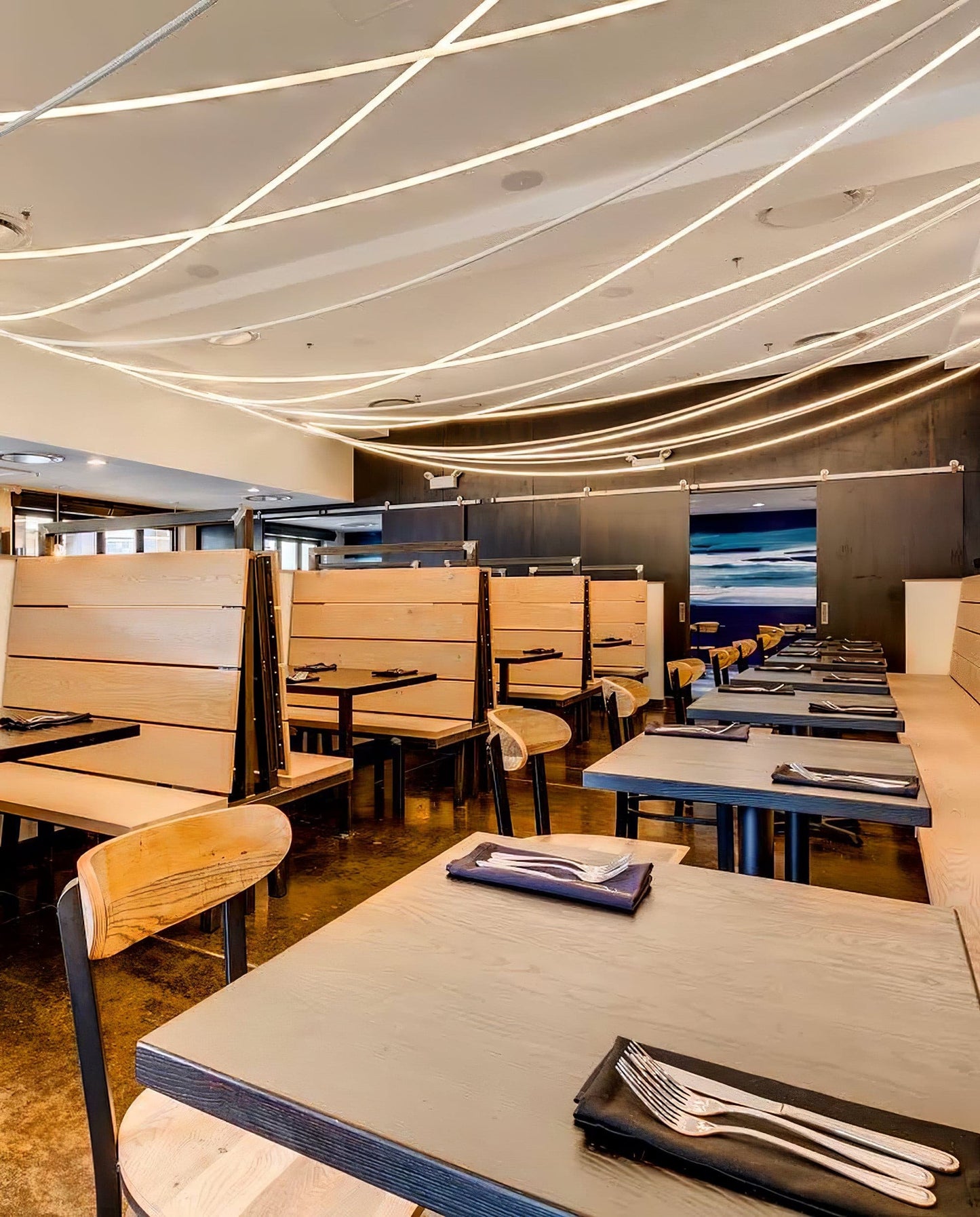 FlexGlow - Shape Any Room with Custom Flexible LED Lighting
