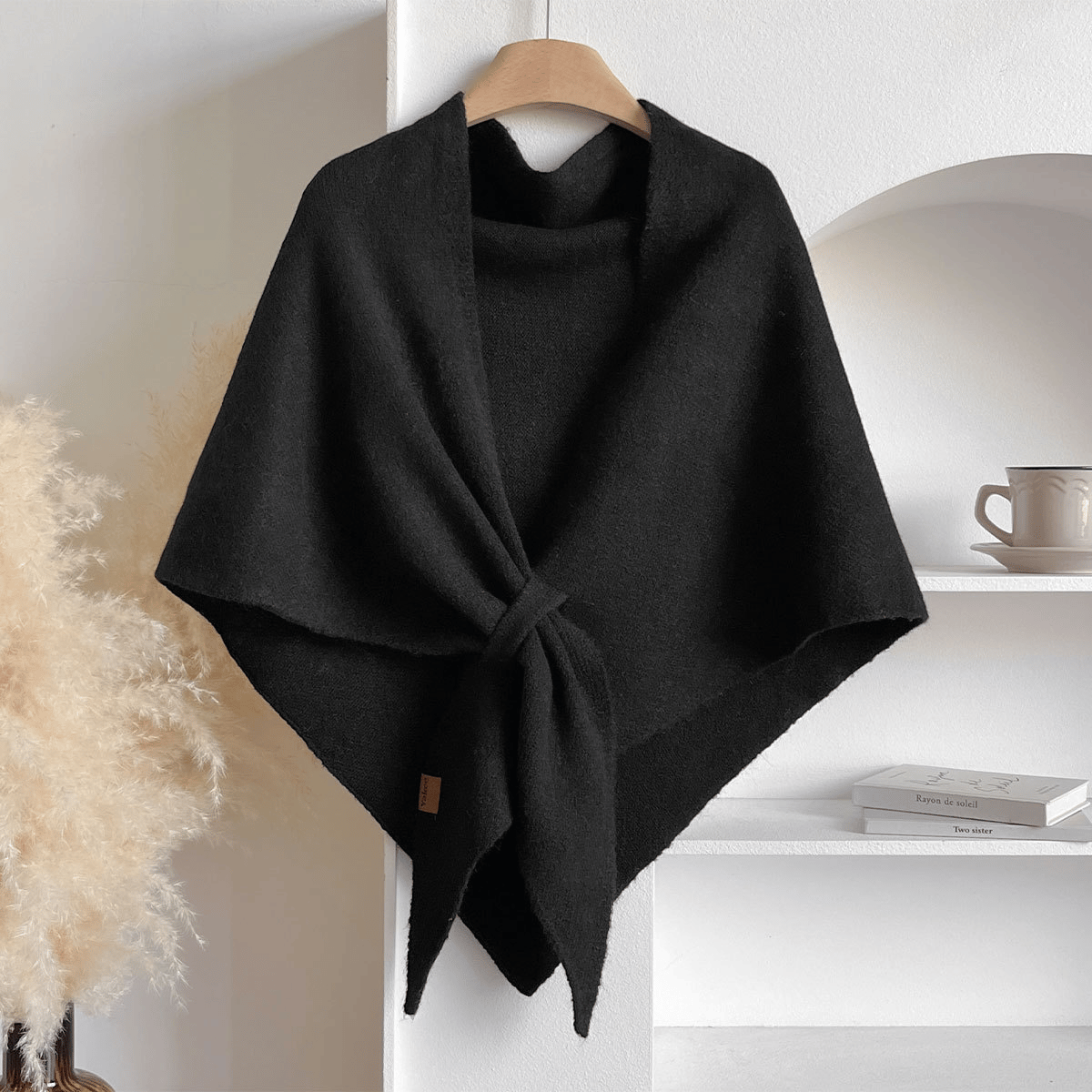 Cozy Lightweight Scarf for Everyday Style