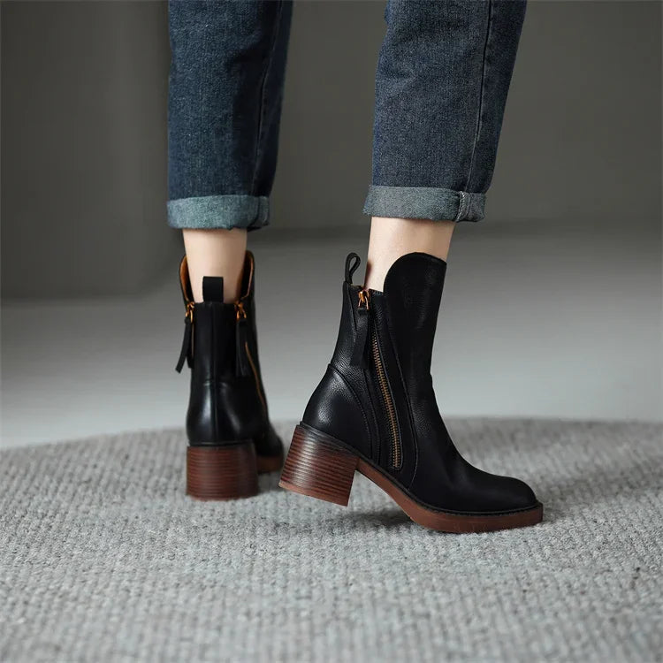 Sleek Leather Ankle Boots for Everyday Style