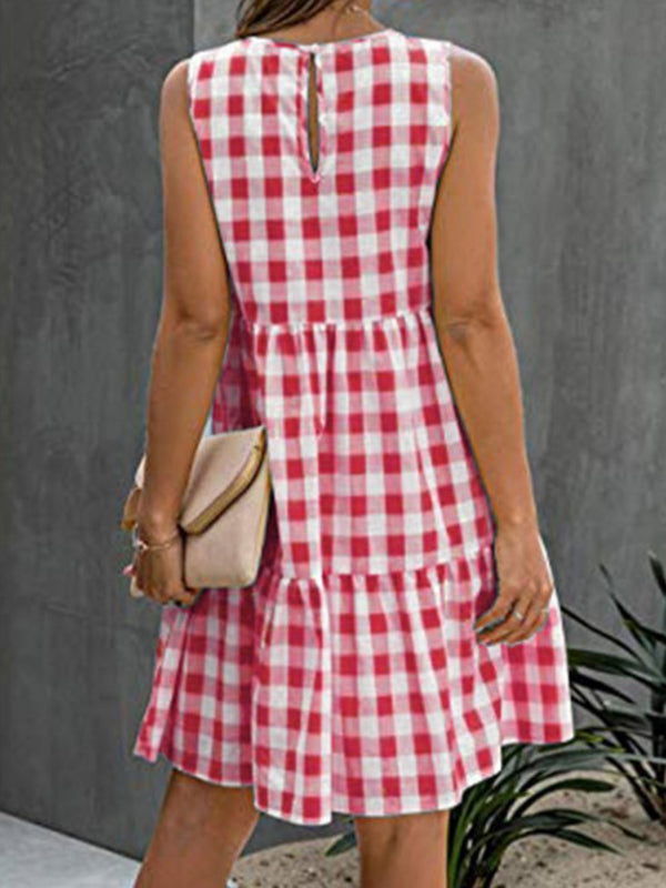Effortless Plaid Sleeveless Mini Dress with Pleated Details