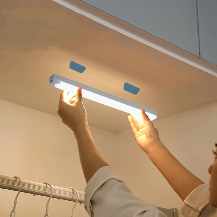 BrightBeam™ - Hands-Free Magnetic Sensor Night Light