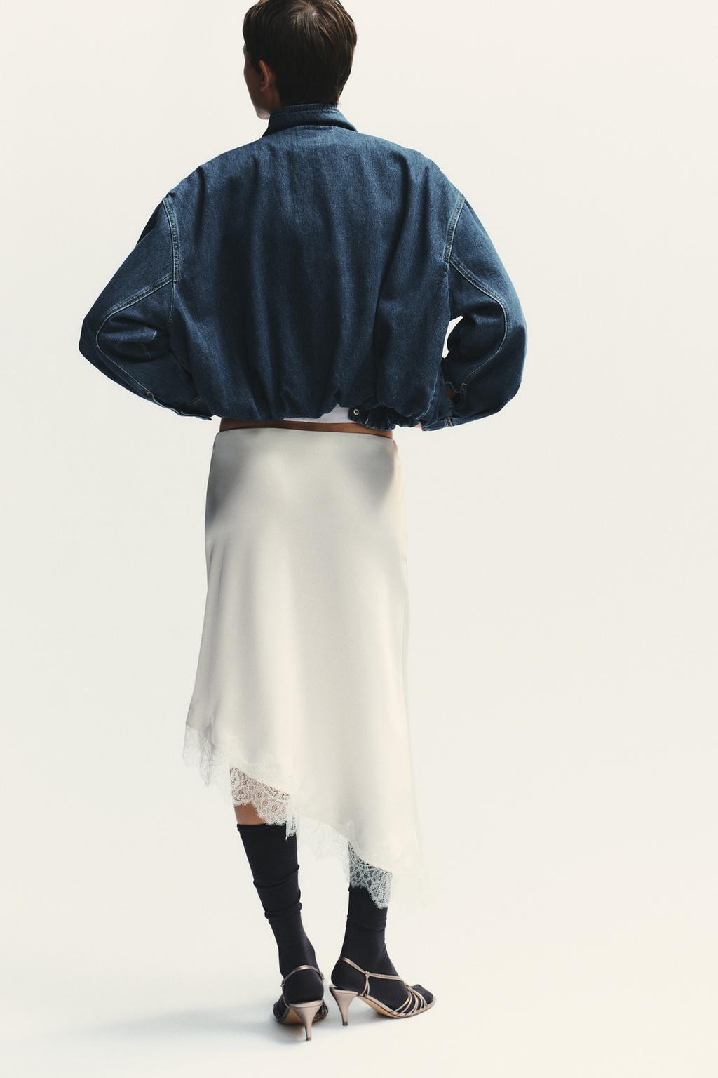 Classic Vintage-Inspired Denim Jacket