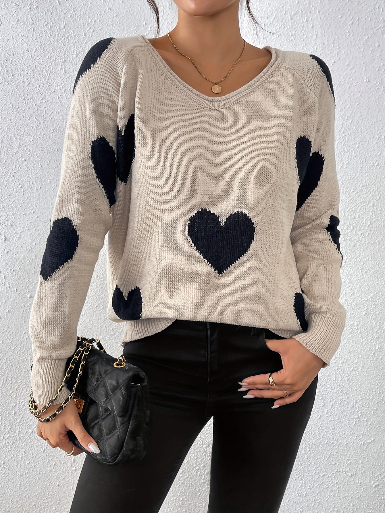 Cozy Heart Pattern Sweater for Romantic Winter Style