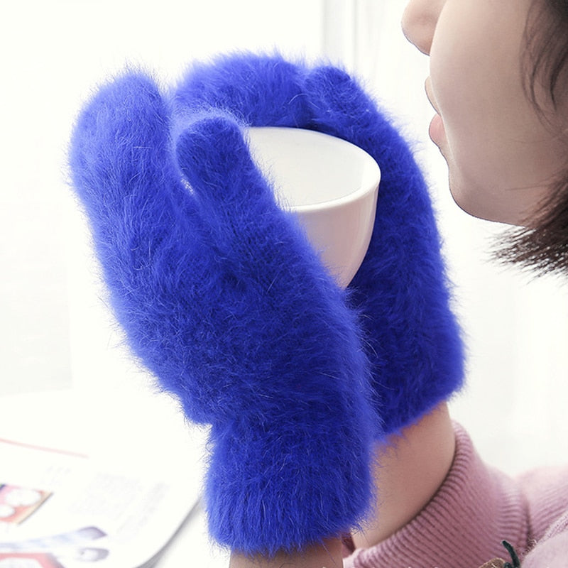 CozyNest™ - Warm Wool Gloves for Cozy Winter Days