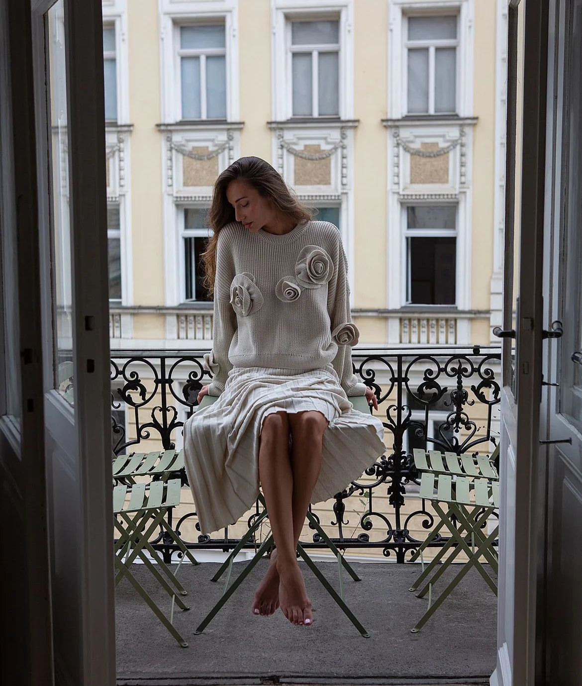 Cozy 3D Rose Knit Sweater with Casual Loose Fit