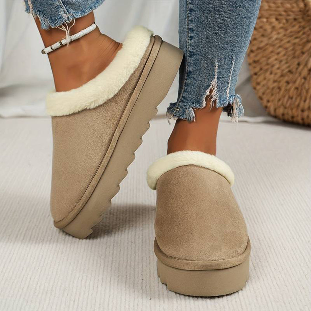 Cozy Fleece-Lined Slip-On Women's Slippers