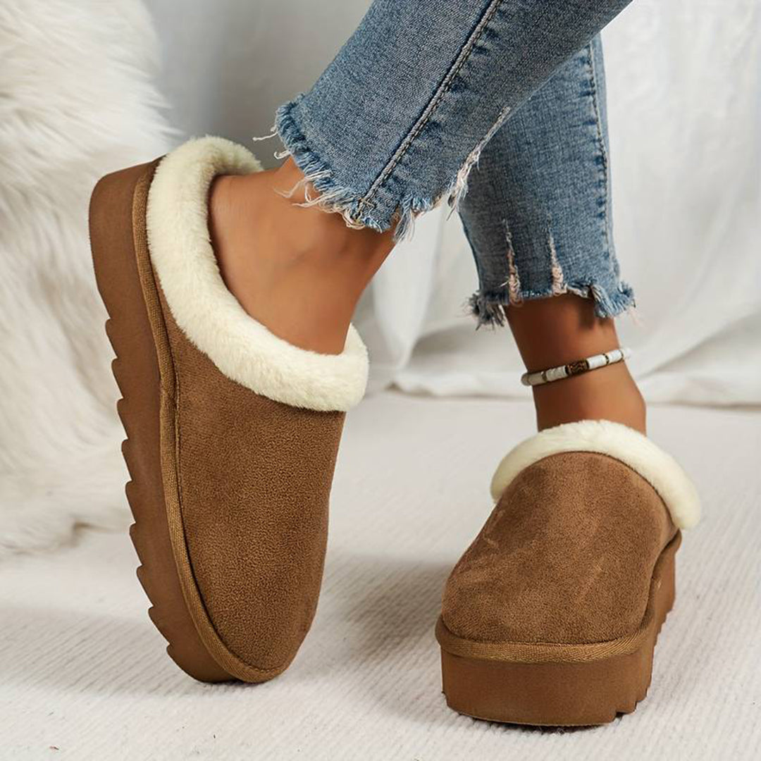 Cozy Fleece-Lined Slip-On Women's Slippers