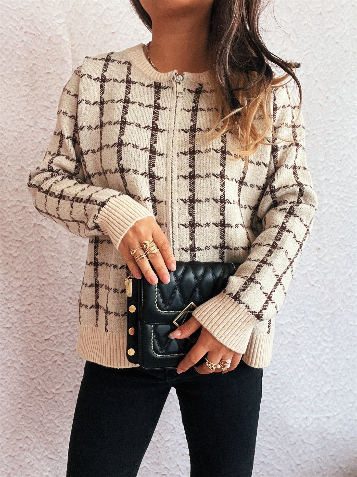 Cozy Checked Cardigan with Pockets for Everyday Style