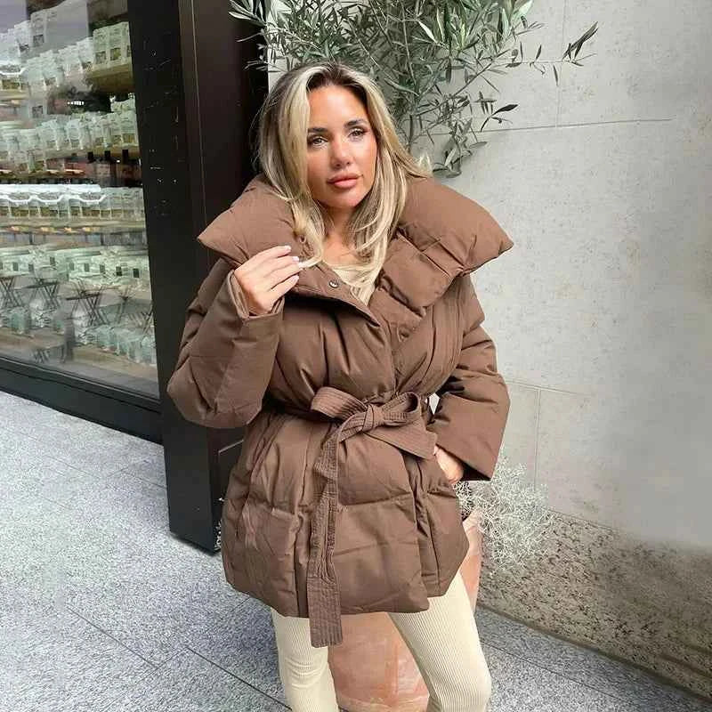 Women's Belted Puffer Coat with Wide Collar and Cozy Lining