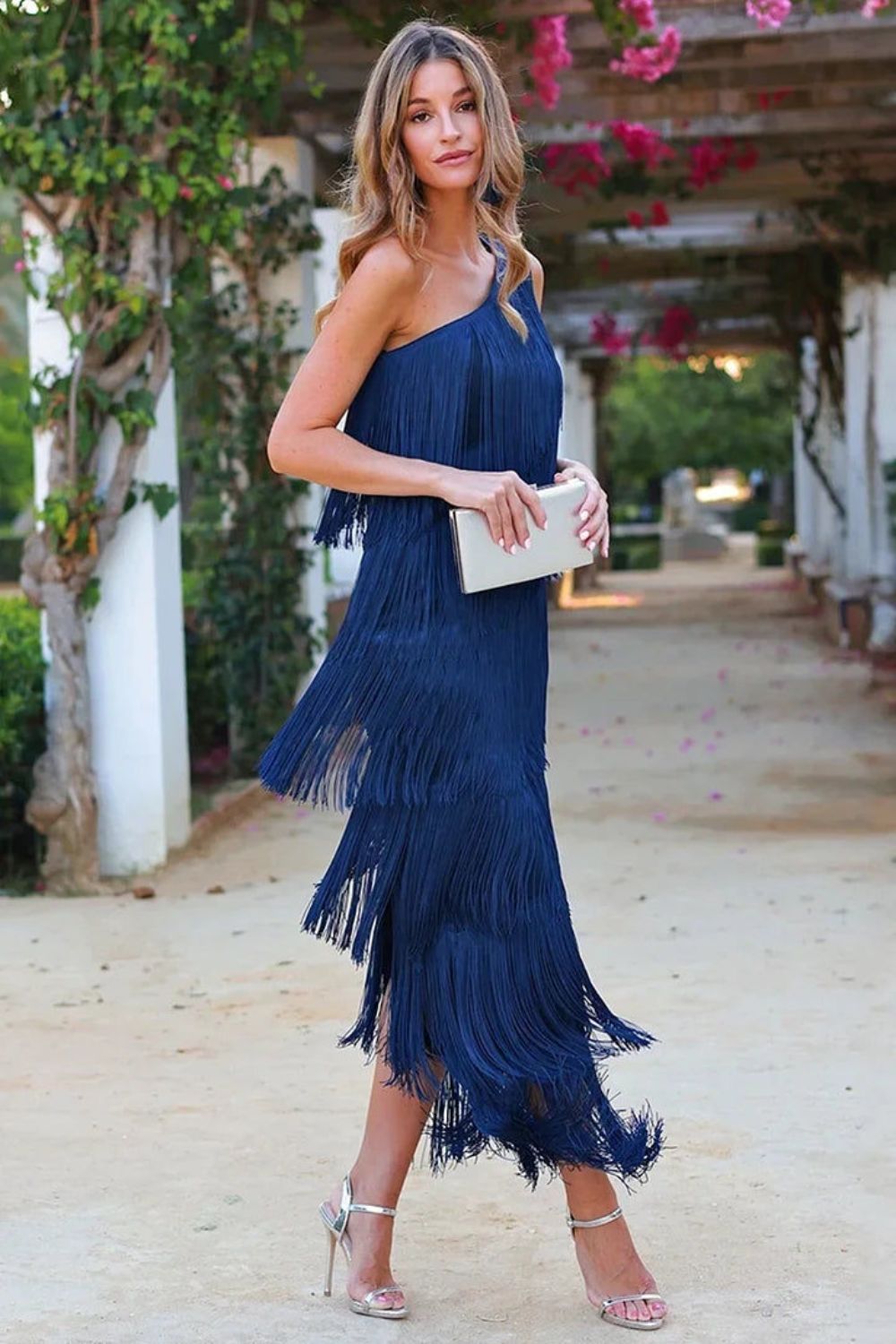 Effortless Chic Asymmetric One-Shoulder Maxi Dress