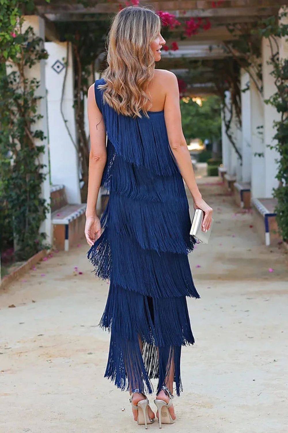 Effortless Chic Asymmetric One-Shoulder Maxi Dress