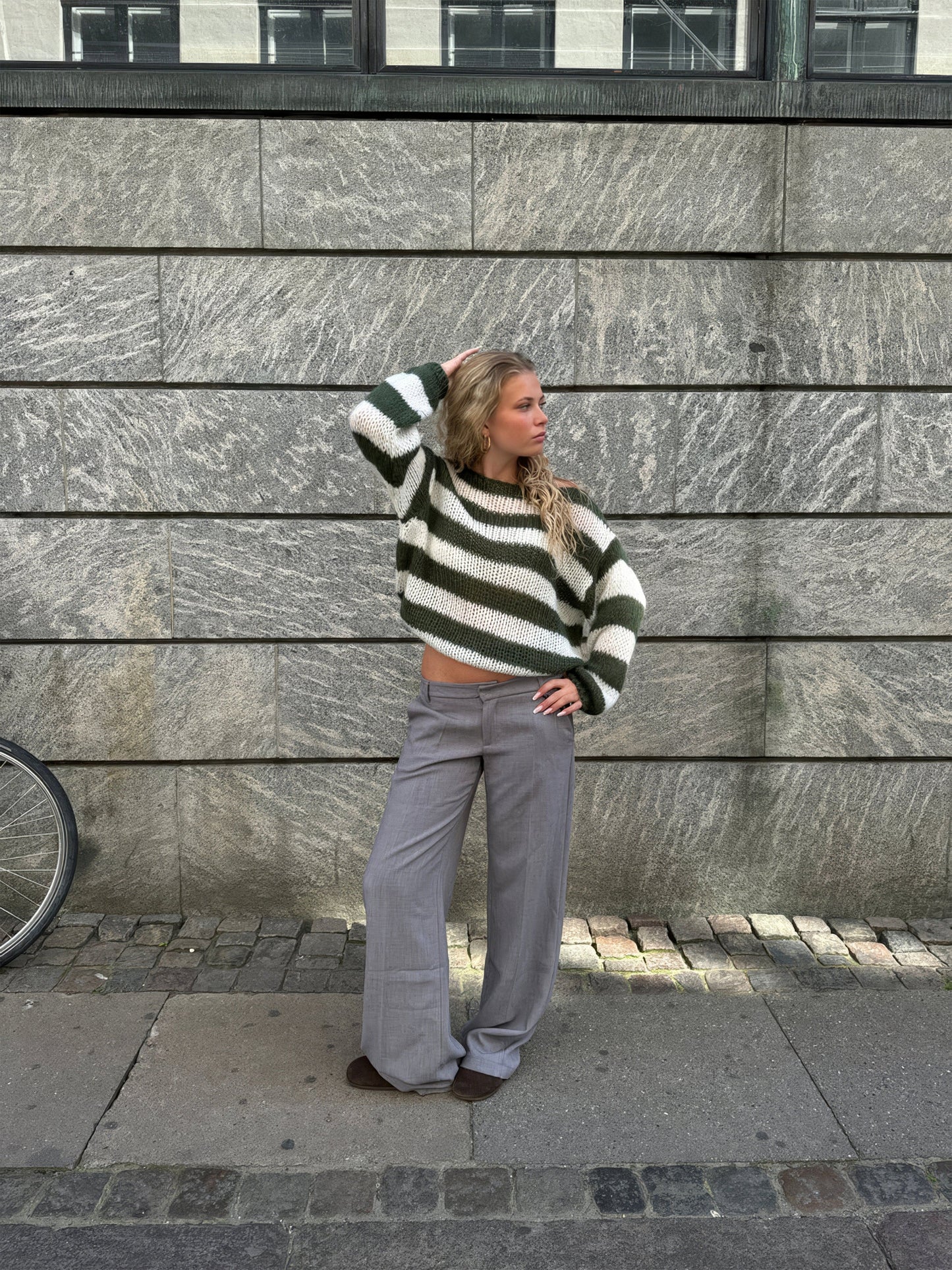 Cozy Lightweight Knit Sweater for Everyday Wear