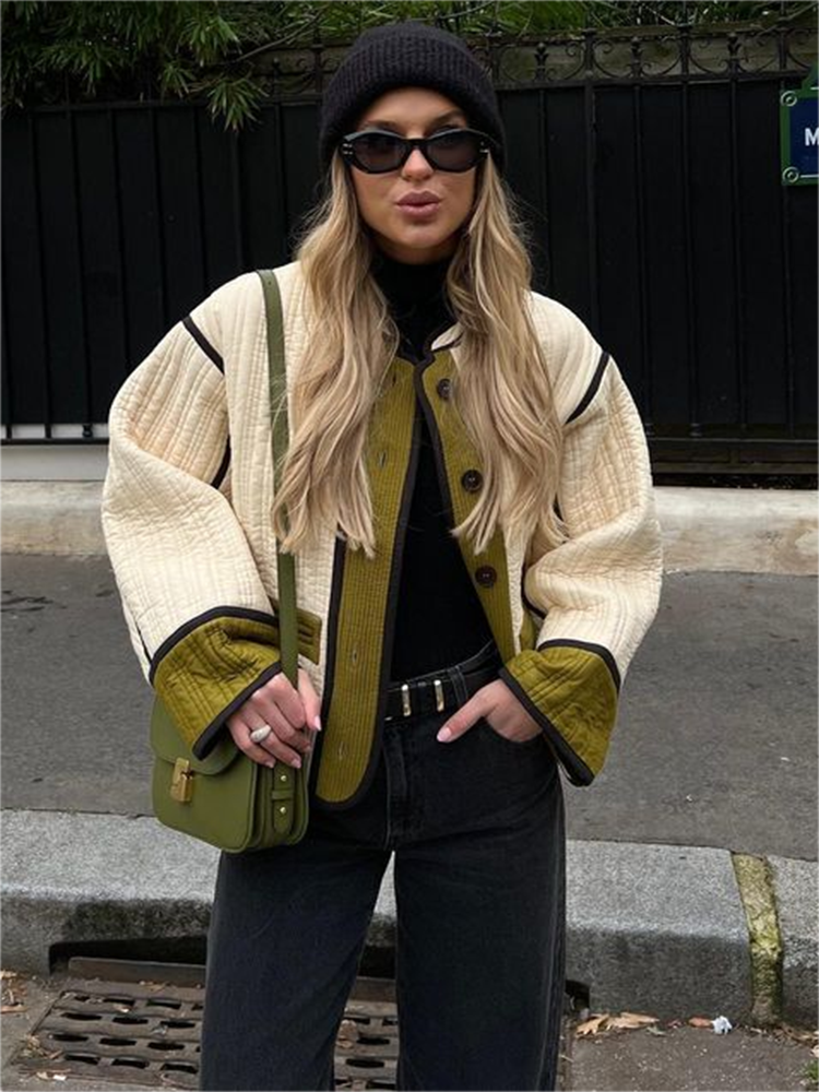 Cozy Transitional Women's Jacket with Button Detail