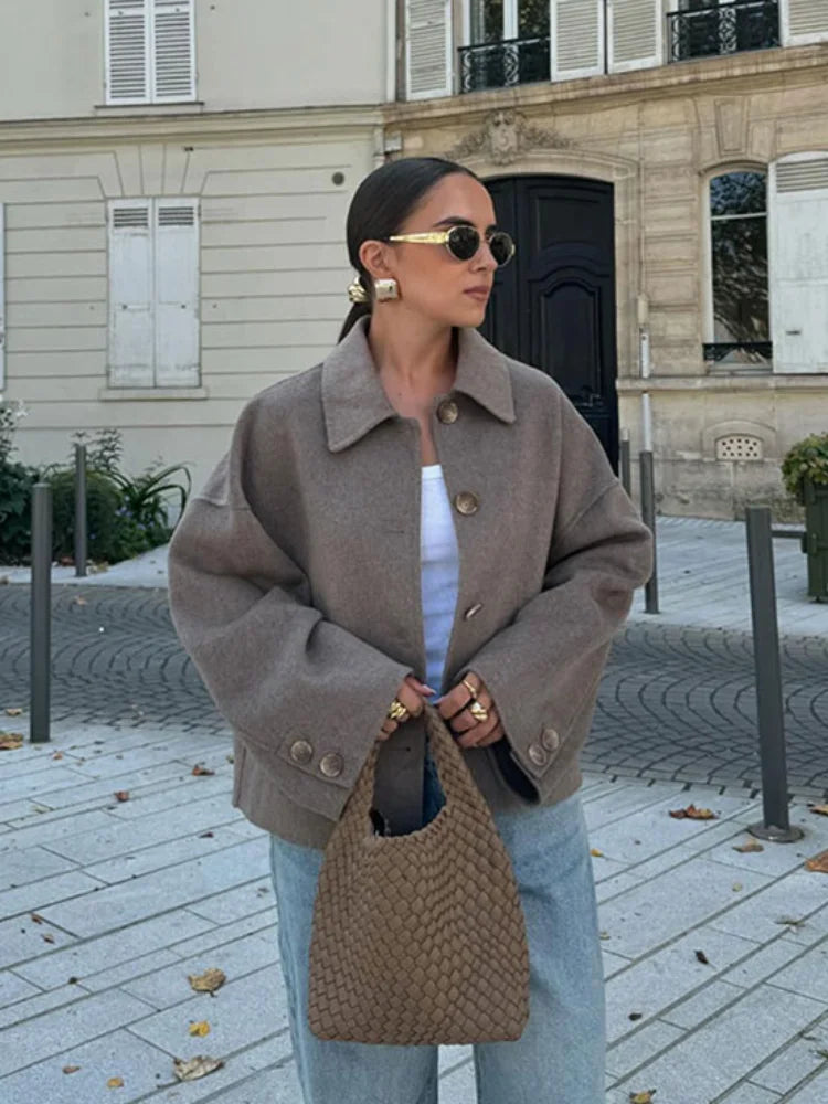 Elegant Quilted Lapel Jacket for Transitional Seasons