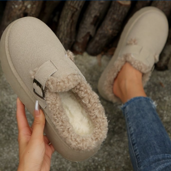 Cozy Women's Fur-Lined Slippers with Adjustable Platform