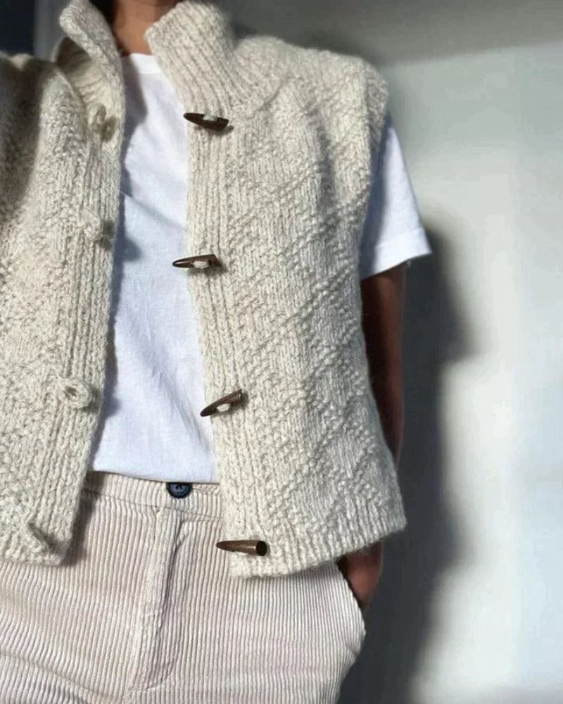 Chic Sleeveless Knit Vest for Layering