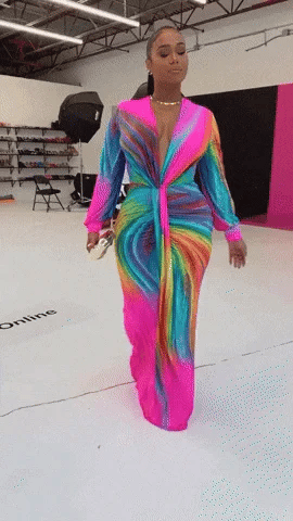 Tie-Dye Pleated V-Neck Maxi Dress