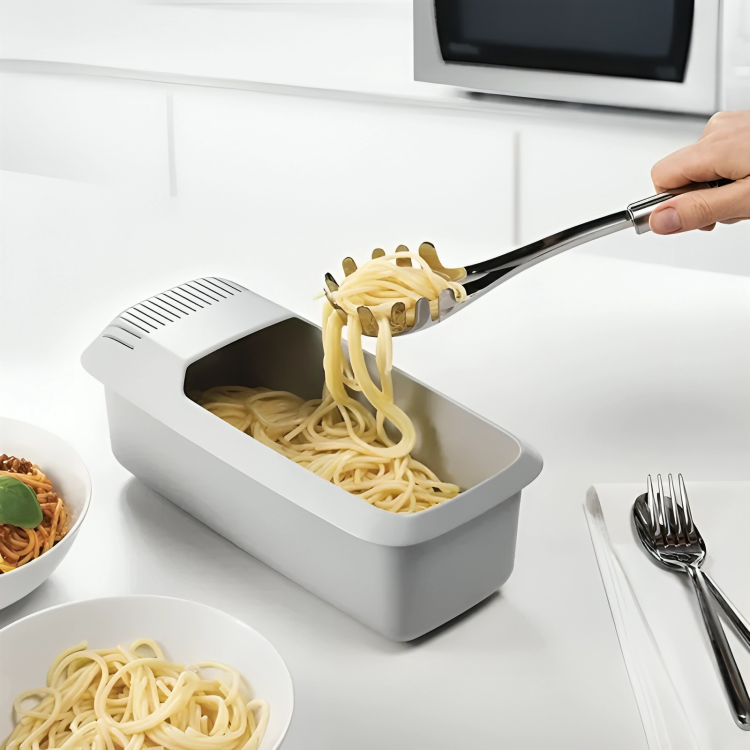 EasyPasta™ - Heat-Resistant Microwave Pasta Strainer