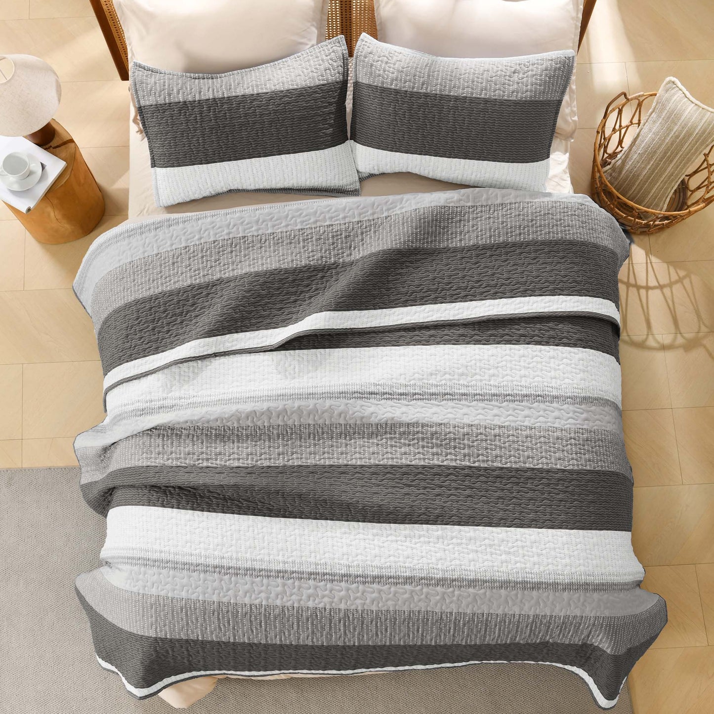 Striped Quilt Set with Cozy Cloudlike Comfort