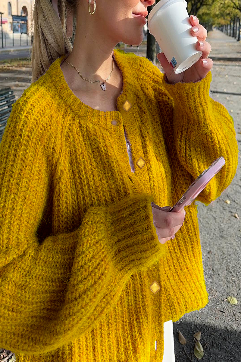 Casual Buttoned Knit O-Neck Sweater Outerwear