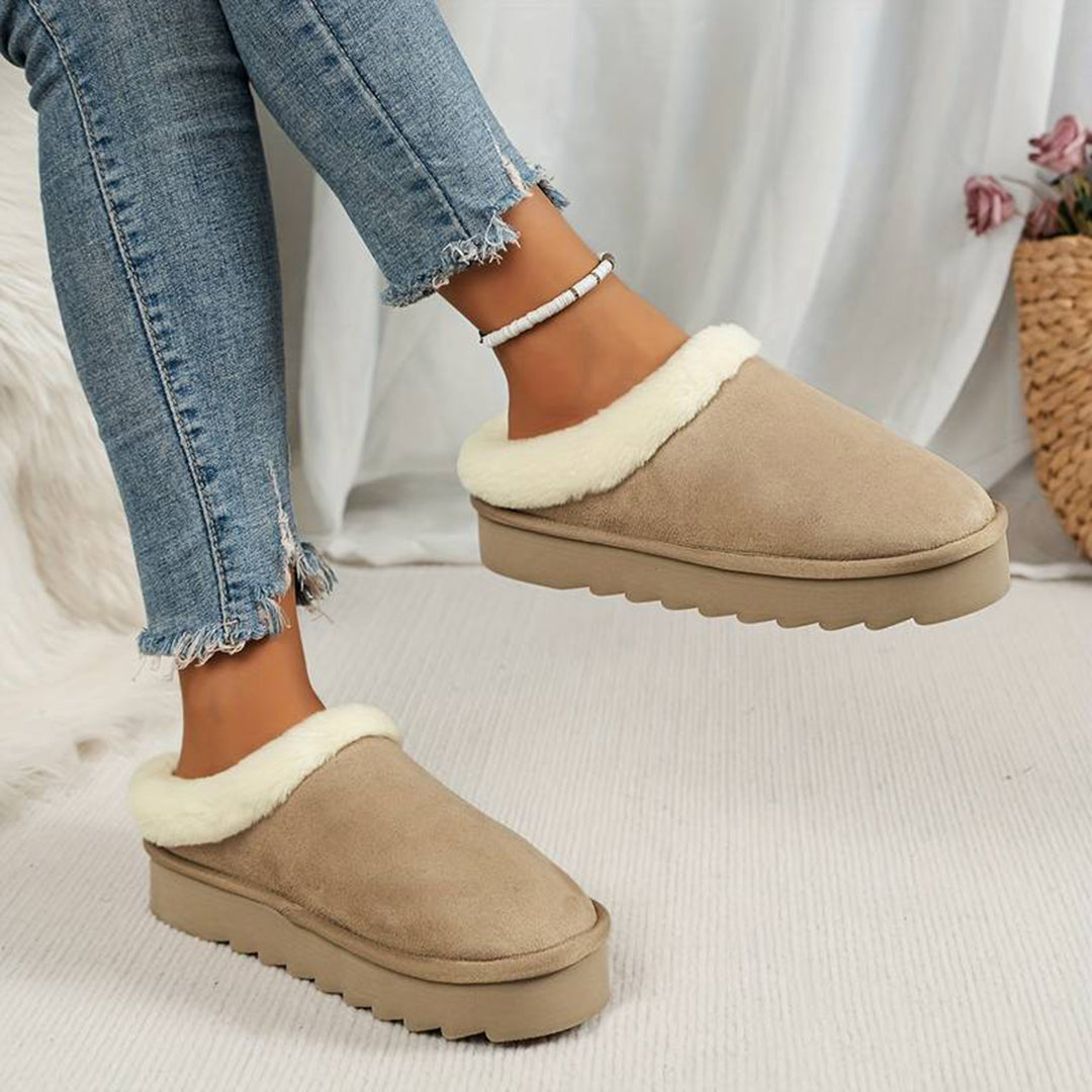 Cozy Fleece-Lined Slip-On Women's Slippers