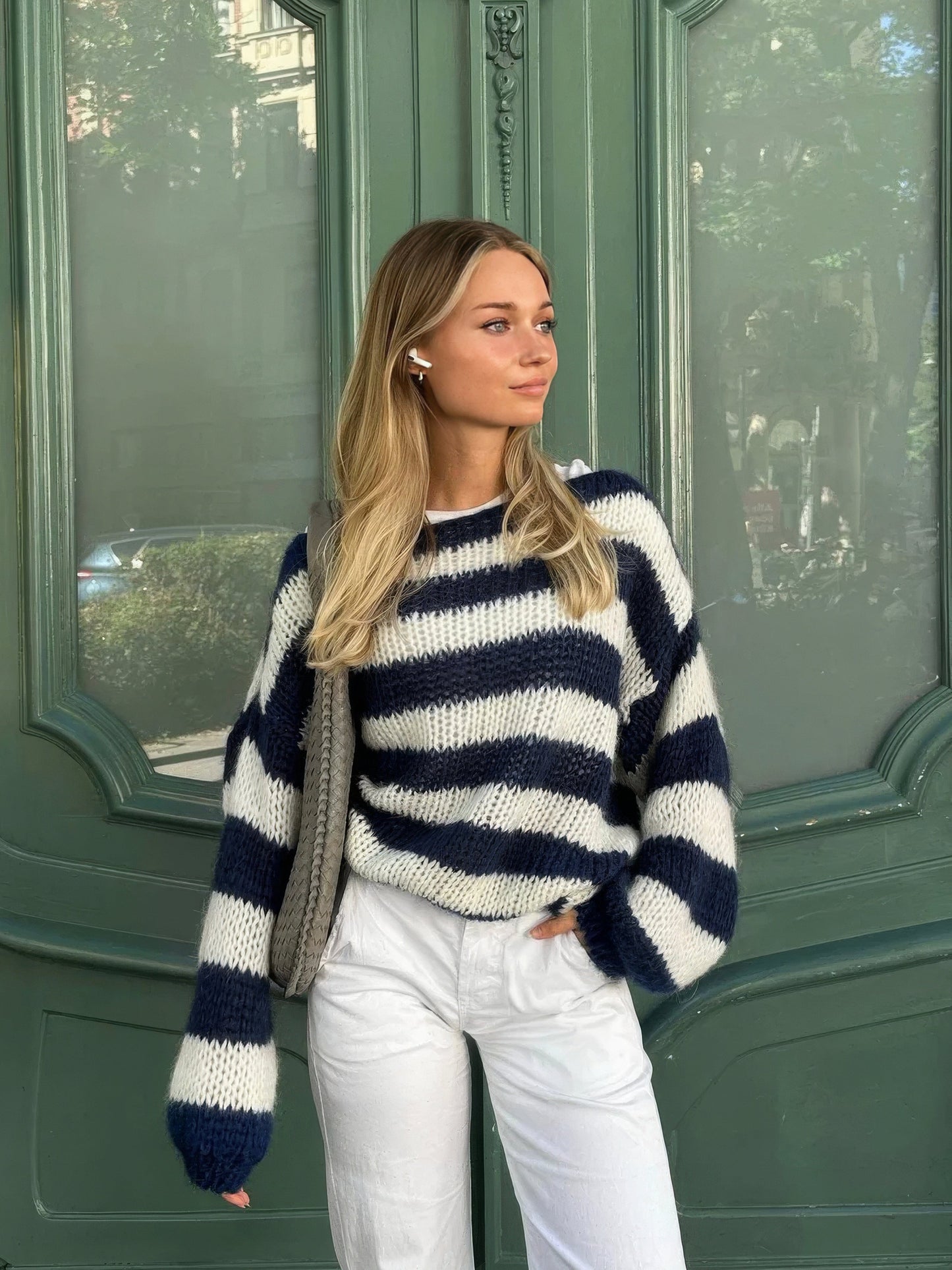 Cozy Lightweight Knit Sweater for Everyday Wear