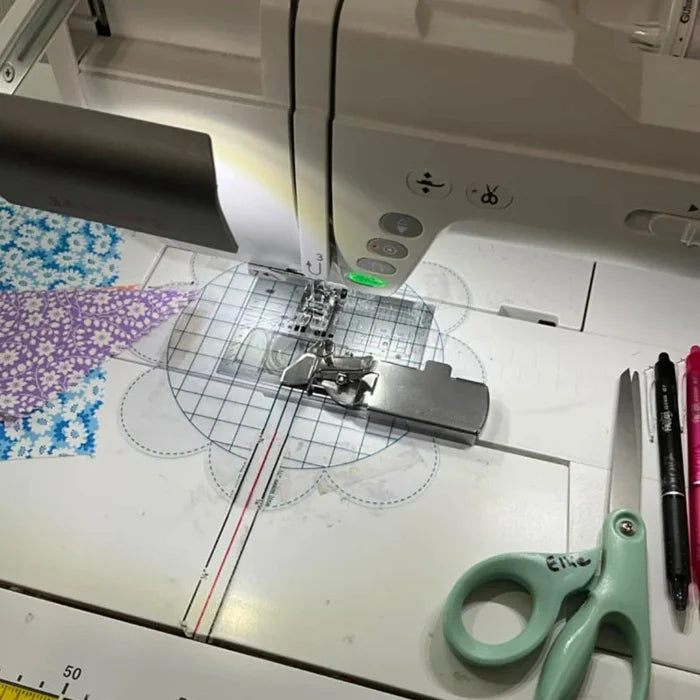 AlignPro™ - Magnetic Seam Guide for Precise Sewing