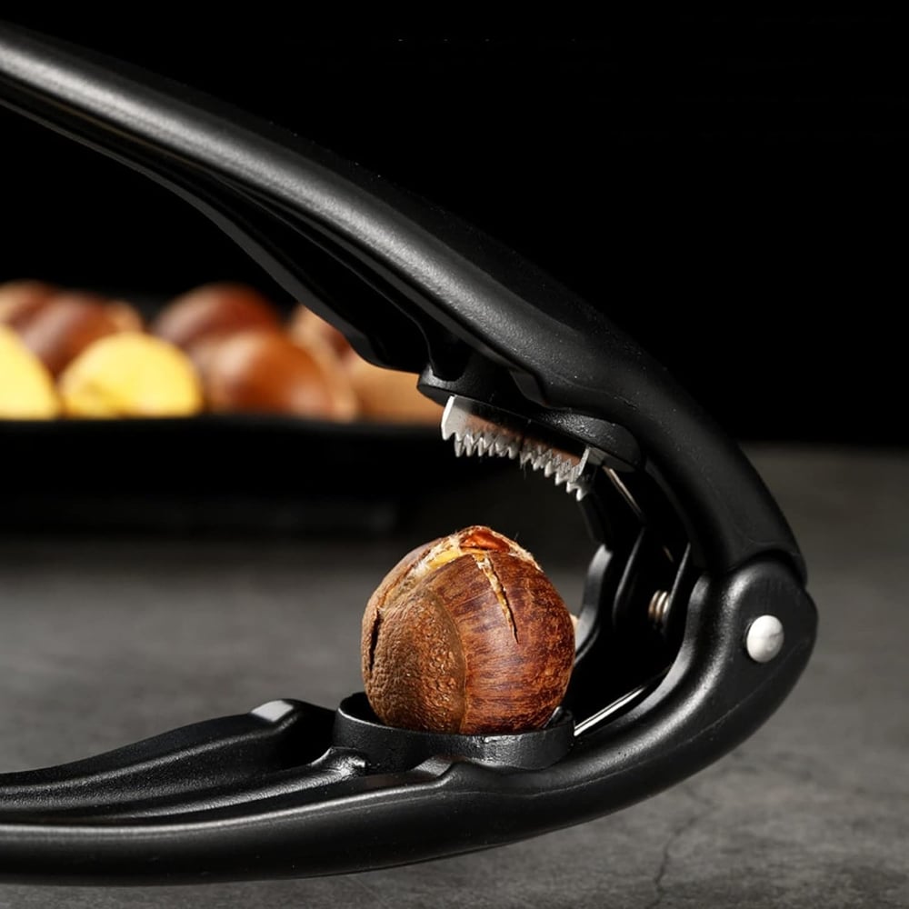 Ergonomic Chestnut Peeler for Effortless and Safe Use