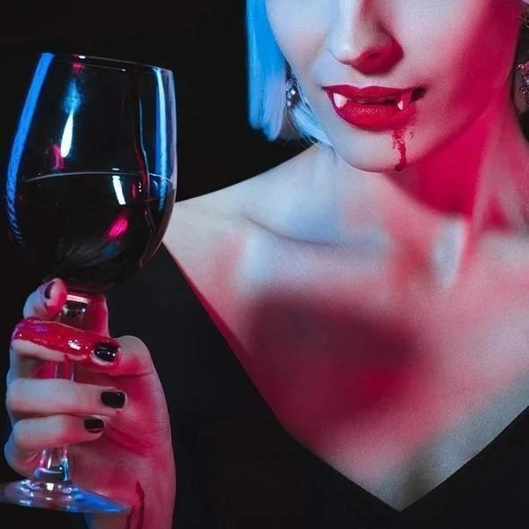 Vampire Costume Cape with Dramatic Gothic Style