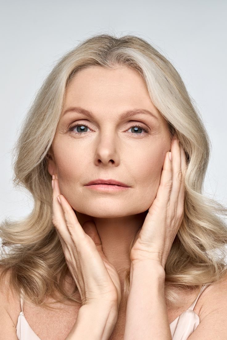 LuxiLift™ Silver Facial Sculpting Wand