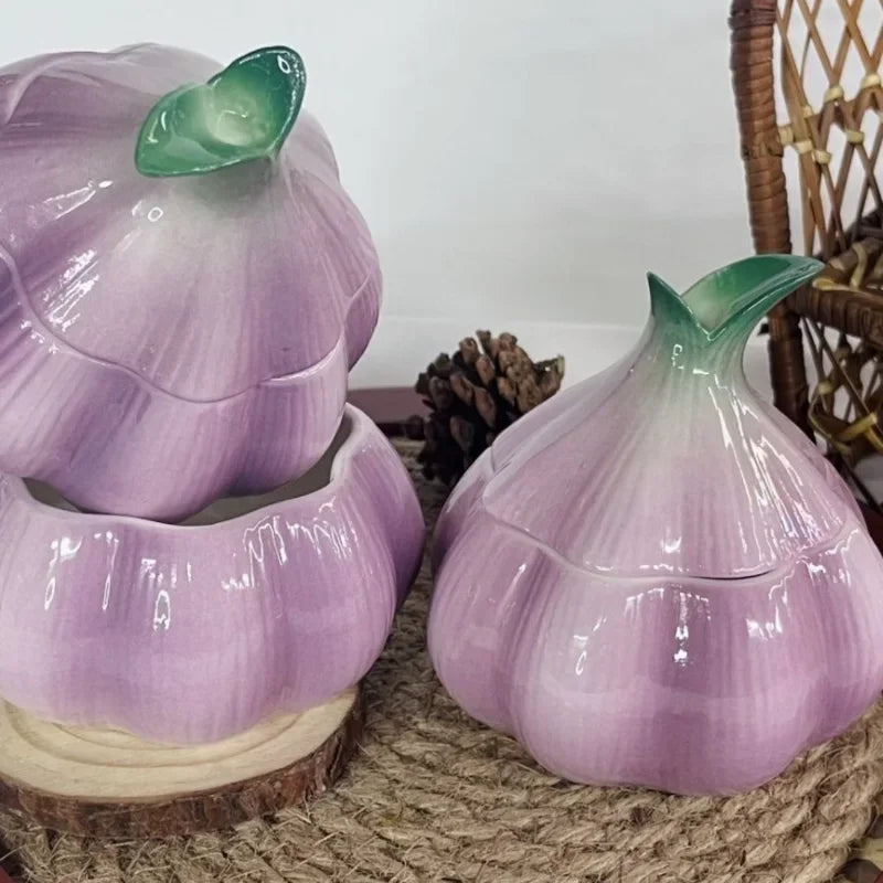 Ceramic Garlic Storage Jar with Bamboo Lid