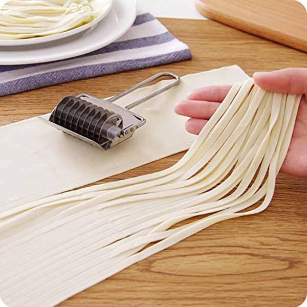 SavorSlice™ - Effortless Restaurant-Quality Noodle Cutter