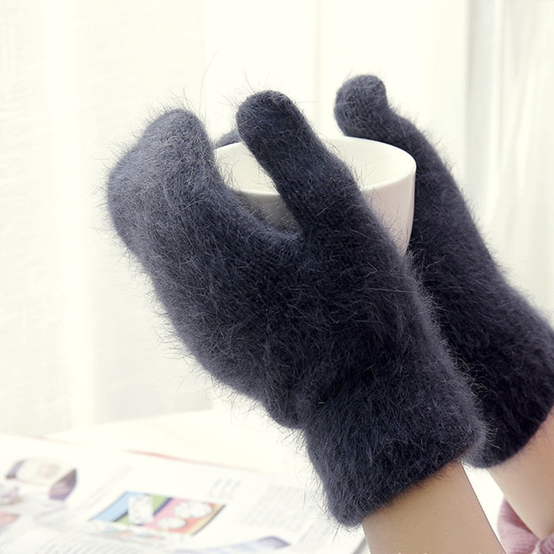 CozyNest™ - Warm Wool Gloves for Cozy Winter Days