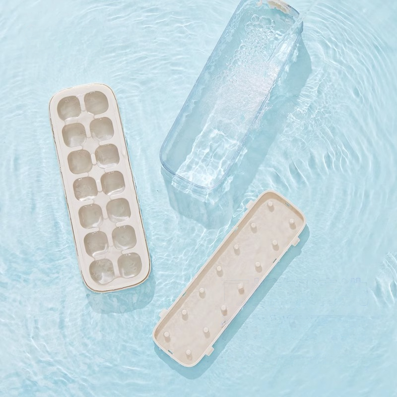 Flexible Silicone Ice Cube Trays for Easy Home Ice Making