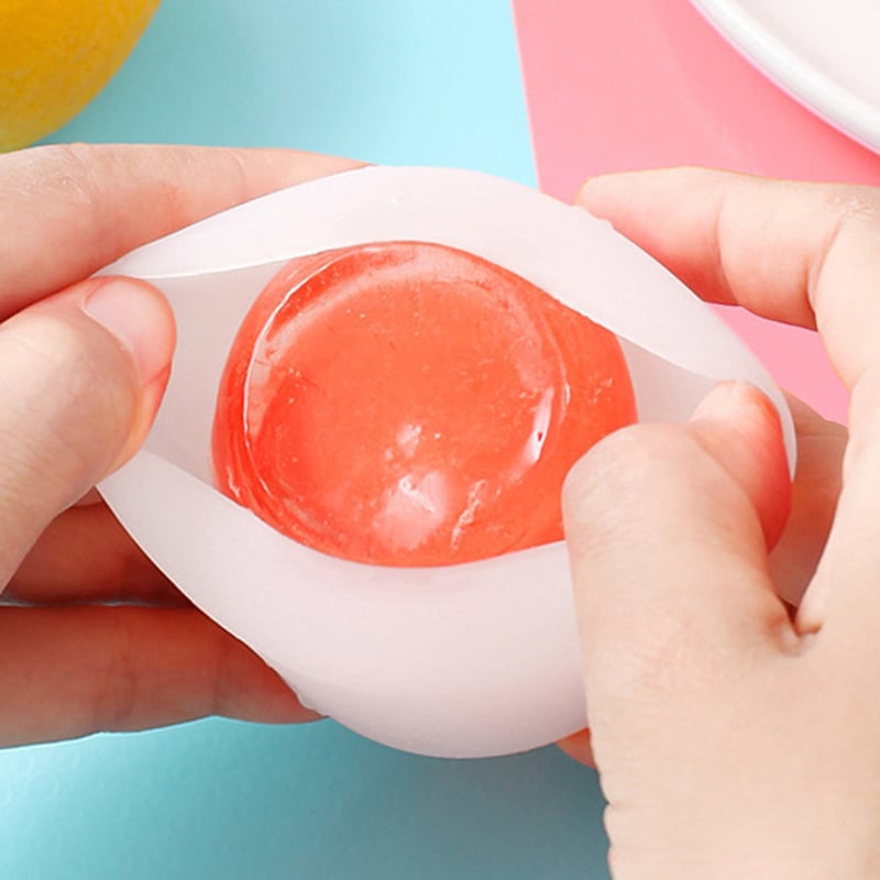 FrostBloom™ - Rose-Shaped Ice Cube Mold