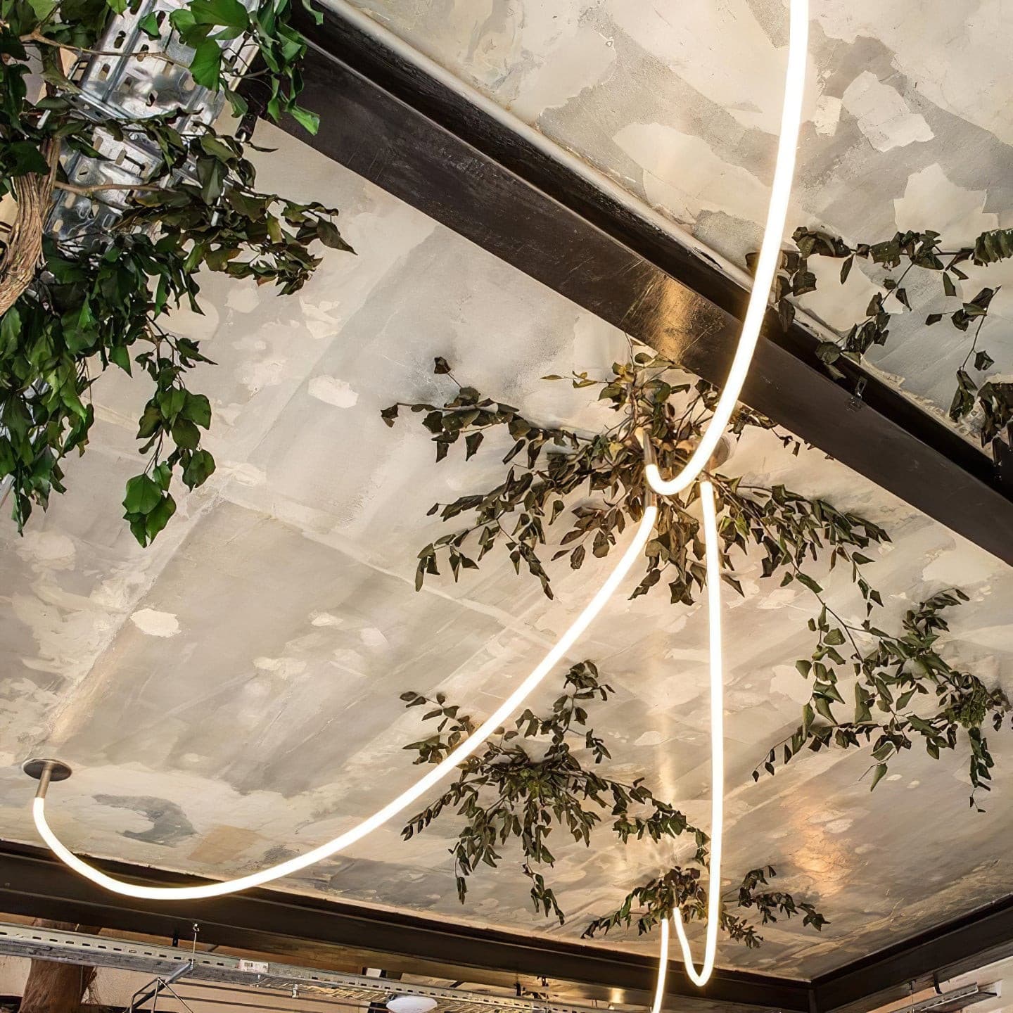 FlexGlow - Shape Any Room with Custom Flexible LED Lighting