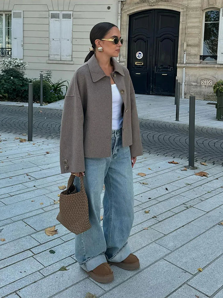 Elegant Quilted Lapel Jacket for Transitional Seasons