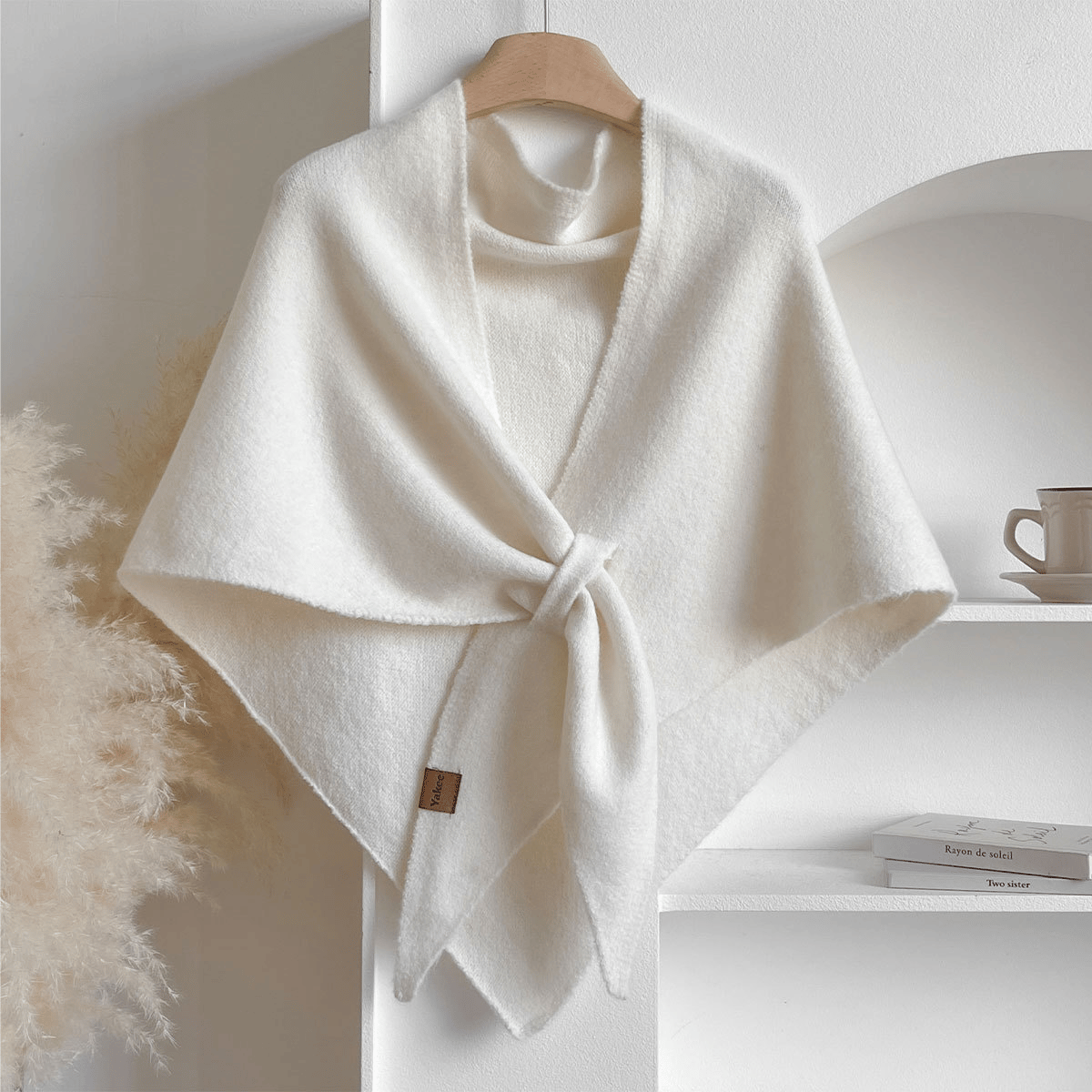 Cozy Lightweight Scarf for Everyday Style