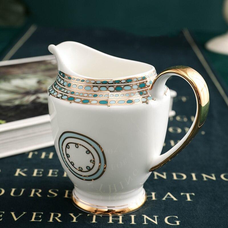 Elegant Ceramic Tea Set for Cozy Gatherings
