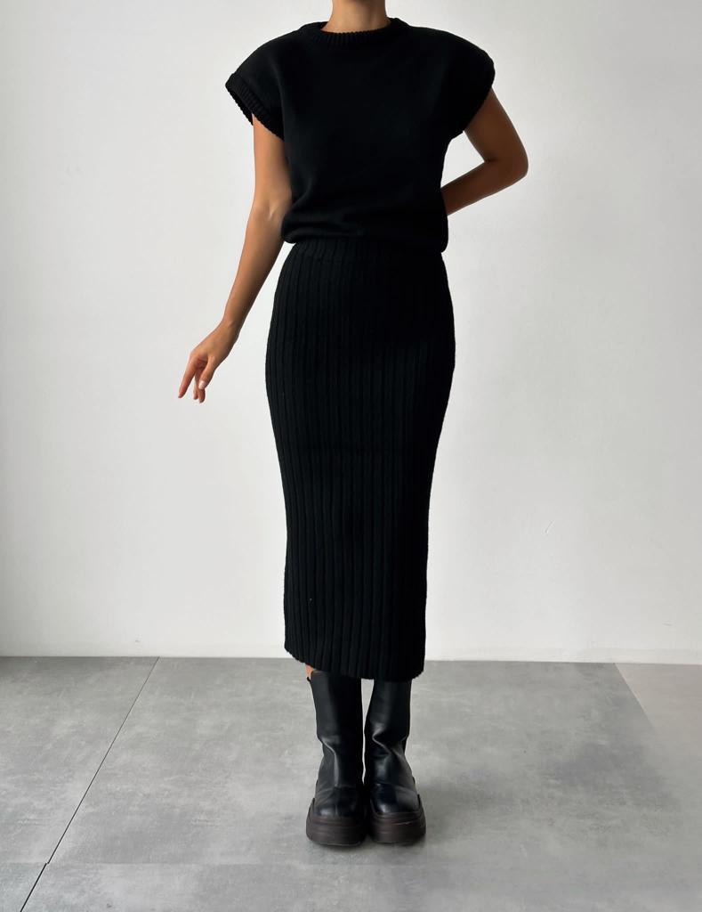 Knit Short Sleeve Sweater & Ribbed Midi Skirt Set