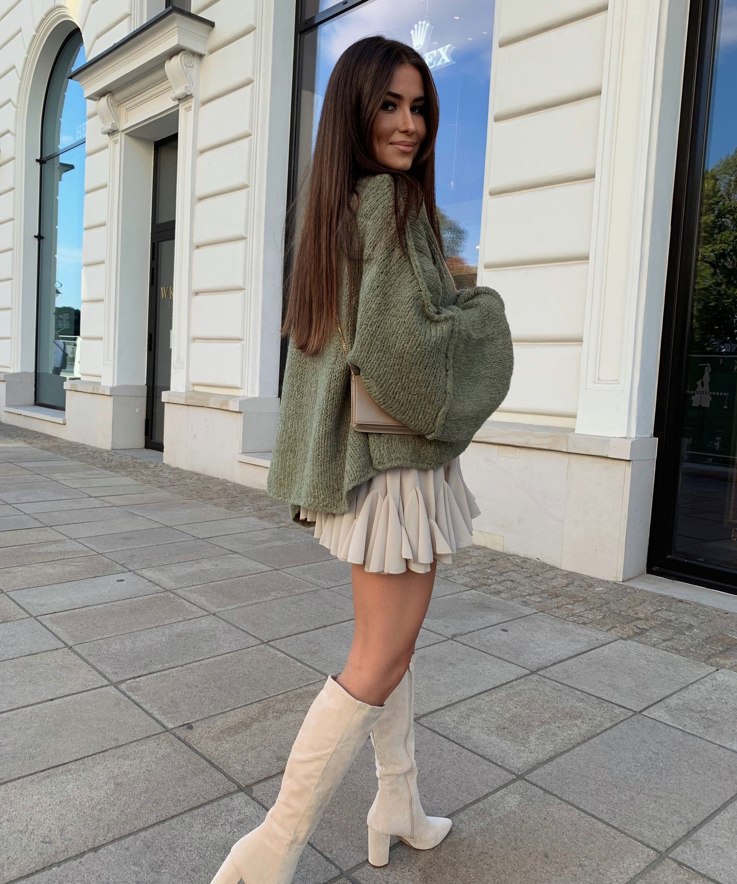 Cozy Oversized Knit Cardigan in Soft Khaki