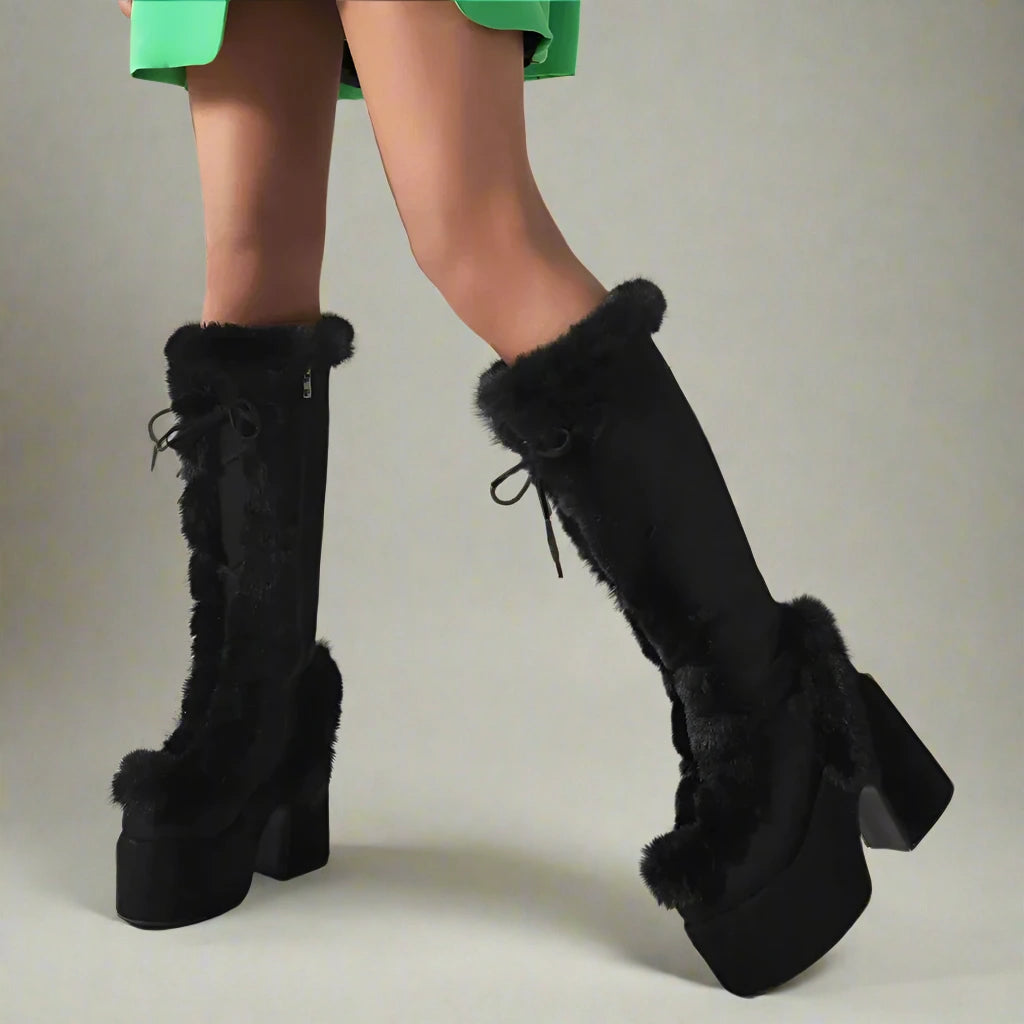 Cozy Chunky Platform Boots for Winter Style