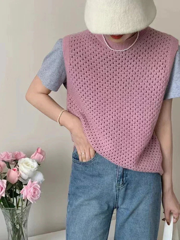 Women's Sleeveless Knitted Sweater Lightweight Loose Top