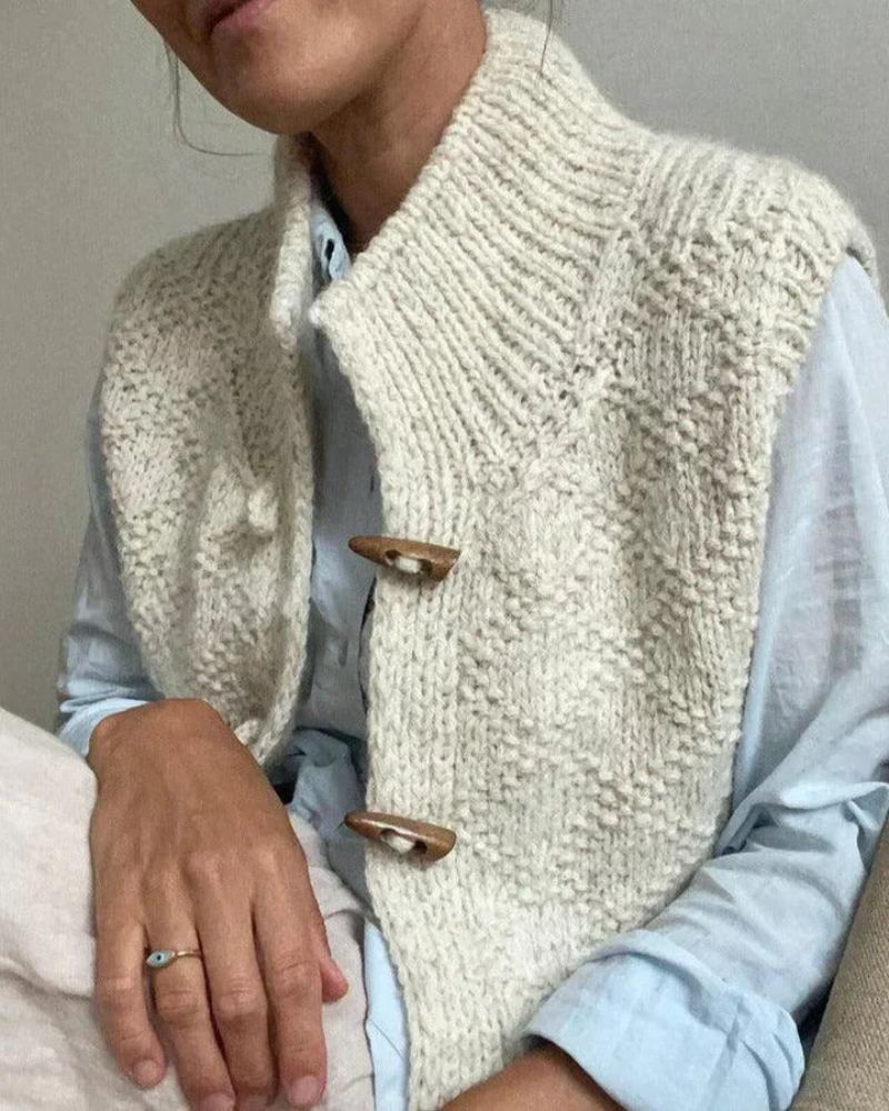 Chic Sleeveless Knit Vest for Layering