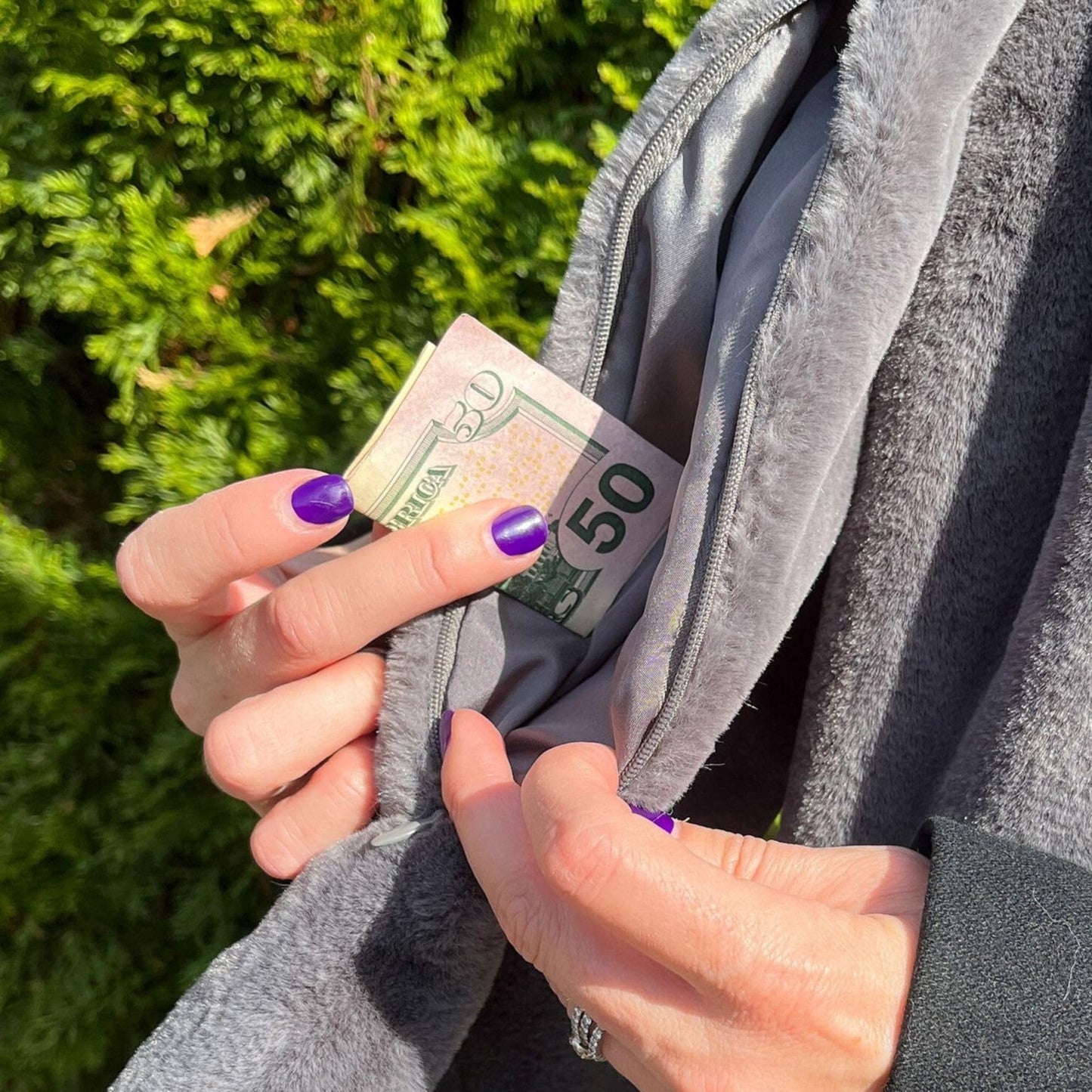 CozyNest™ - Faux Fur Pull-Through Scarf with Hidden Pocket