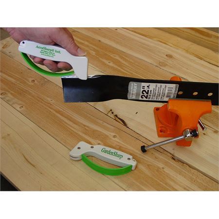 BladeGuard Pro™ - Instant Sharpener for Safe, Effortless Cutting Tools