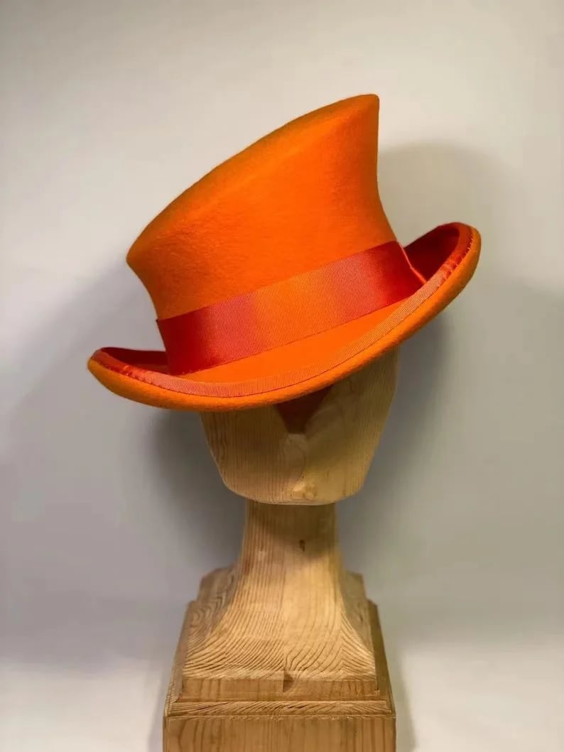Sleek Twist Knit Hat for Effortless Style