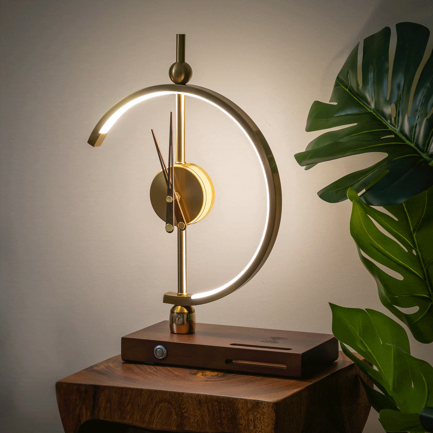 GlowCharge - Clear Desk, Bright Light, Wireless Phone Charging Made Easy